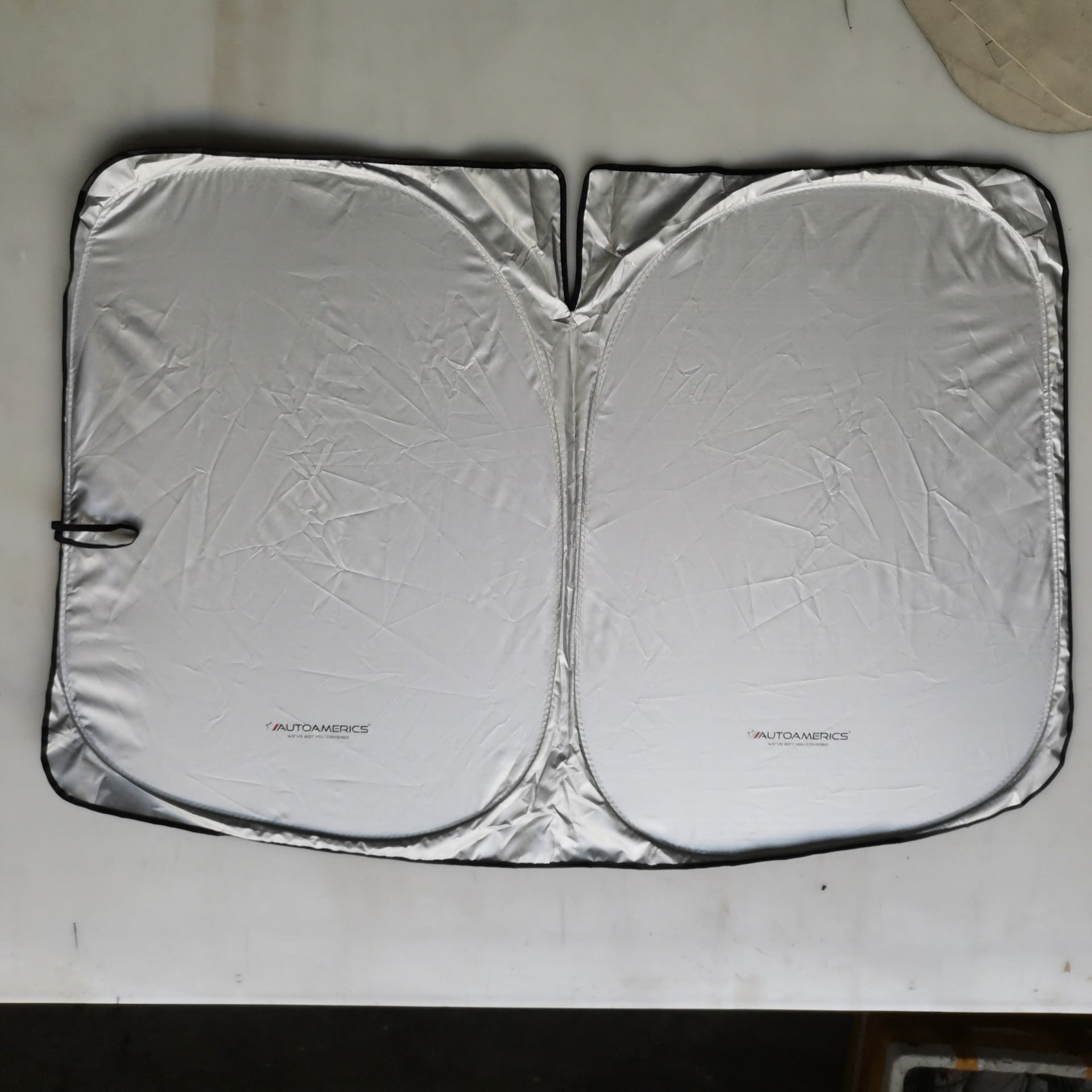 Foldable Windshield Sun Shade for Tesla Model 3/Y (2017-2024) - Sun Visor Accessory